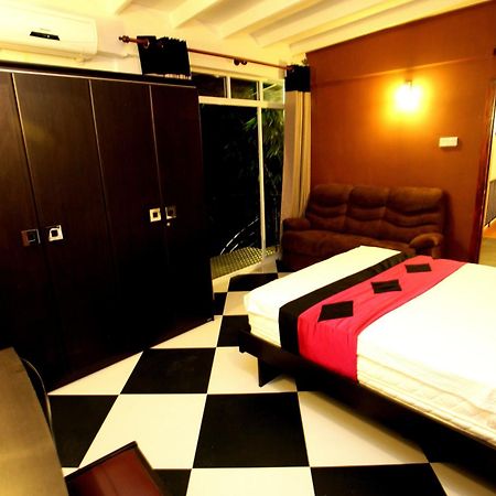 Oak Residencies Villa Kiribathgoda Phòng bức ảnh