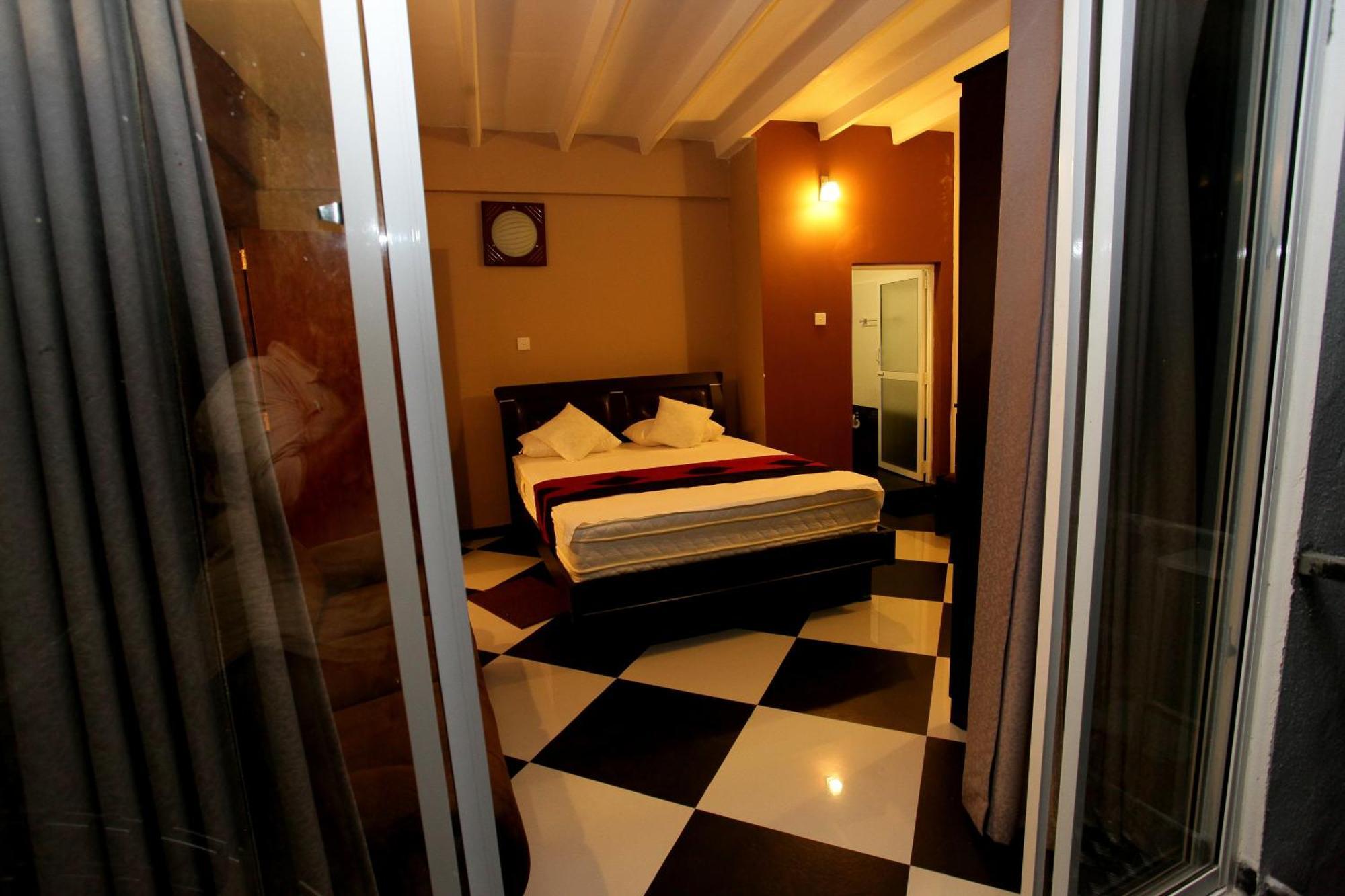Oak Residencies Villa Kiribathgoda Phòng bức ảnh